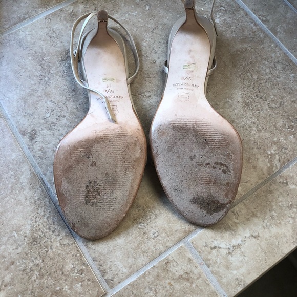 Ann Taylor- Champagne Heels 9.5 - Picture 3 of 3